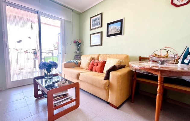 Resale - Apartment / flat - El Chaparral - Inland