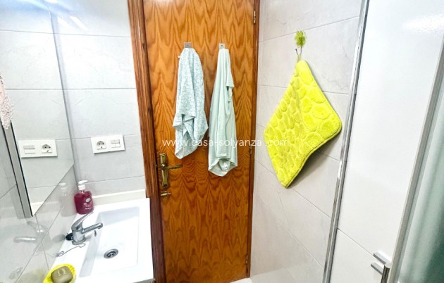 Resale - Apartment / flat - El Chaparral - Inland