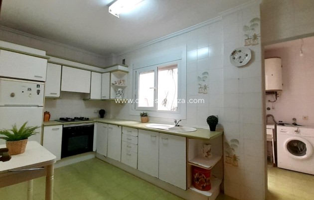 Resale - Apartment / flat - Torrevieja