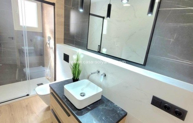 Herverkoop - Appartement / flat - Torrevieja - Playa del Cura