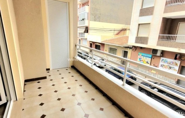 Herverkoop - Appartement / flat - Torrevieja - Playa del Cura