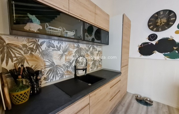 Resale - Townhouse - Algueña - Inland