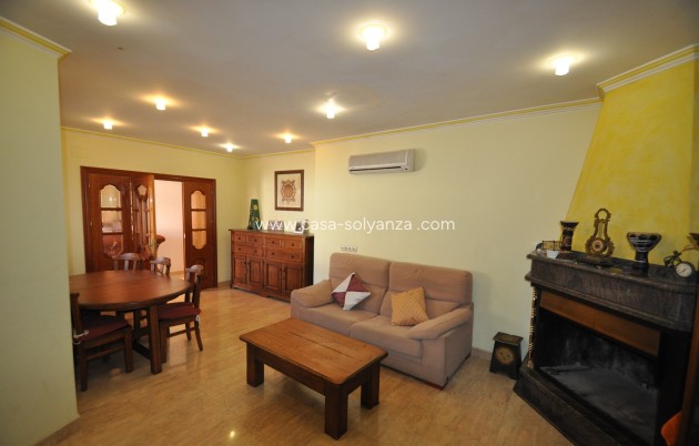 Resale - Townhouse - Algueña - Inland