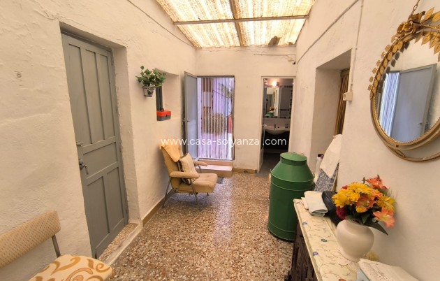 Revente - Maison de ville - Yecla - Inland