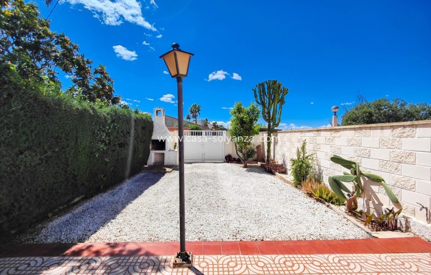 Resale - Bungalow - Orihuela Costa - Costa Blanca
