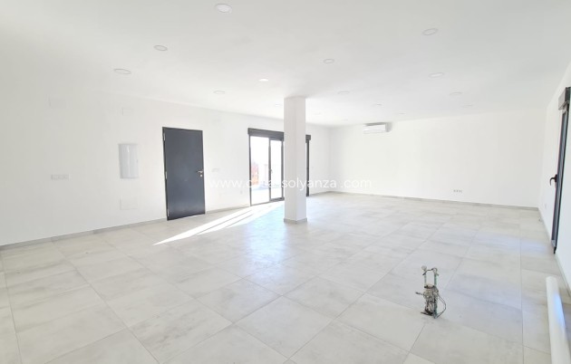 Resale - Villa - Pinoso - Inland