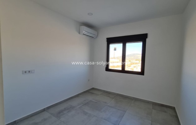 Resale - Villa - Pinoso - Inland