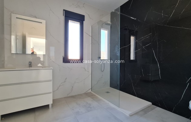 Resale - Villa - Pinoso - Inland
