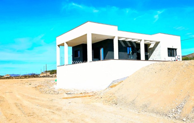 Resale - Villa - Macisvenda - Inland