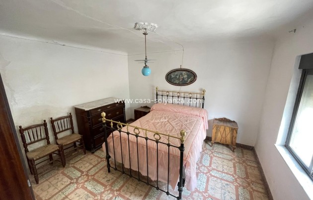 Resale - Townhouse - Algueña - Inland