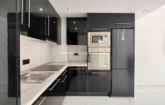 Wiederverkauf - Wohnung - Orihuela Costa - Costa Blanca