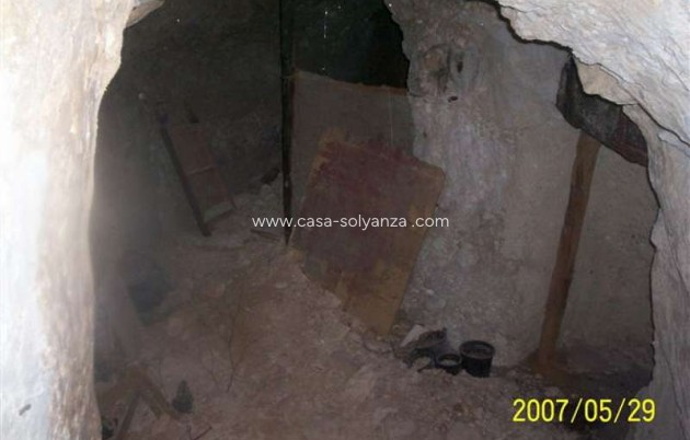 Resale - Country Property/Finca - Novelda - Inland