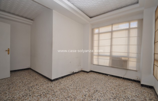 Resale - Apartment / flat - Pinoso - Inland