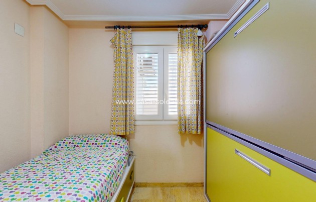 Wiederverkauf - Wohnung - Orihuela Costa - Campoamor