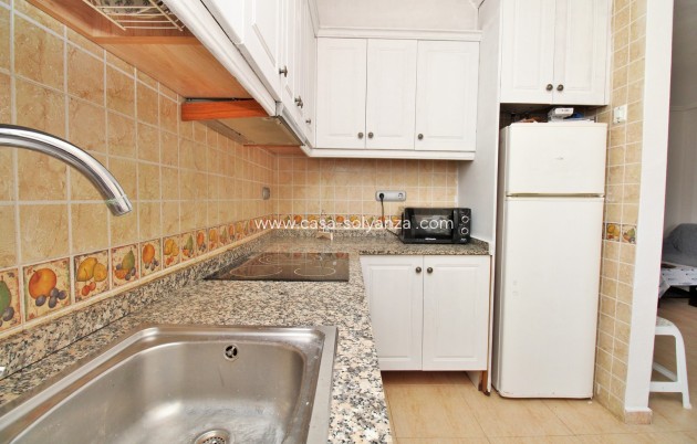 Resale - Apartment / flat - Villamartin - PAU 8