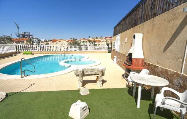Wiederverkauf - Wohnung - Orihuela Costa - Villamartín