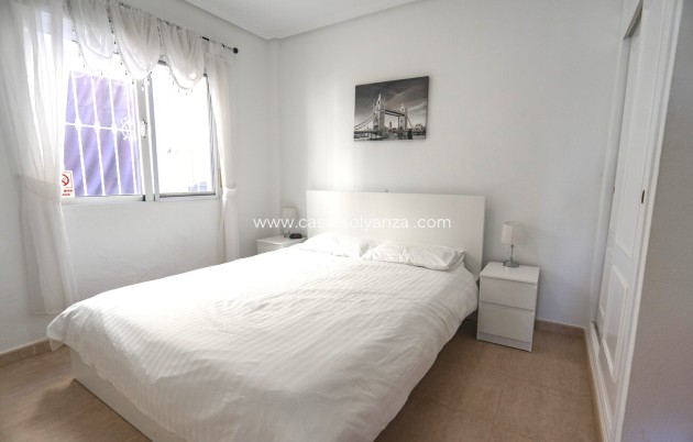 Wiederverkauf - Wohnung - Orihuela Costa - Villamartín