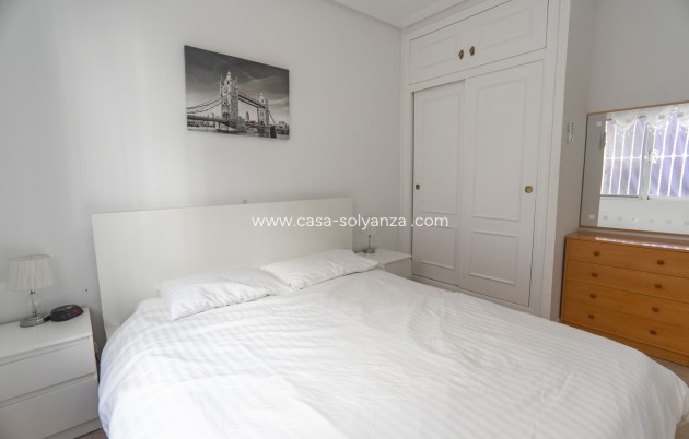 Wiederverkauf - Wohnung - Orihuela Costa - Villamartín
