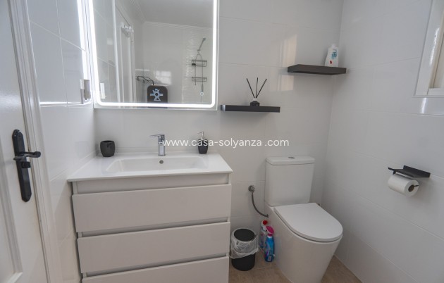 Wiederverkauf - Wohnung - Orihuela Costa - Villamartín