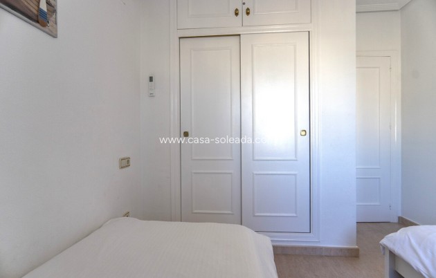 Wiederverkauf - Wohnung - Orihuela Costa - Villamartín
