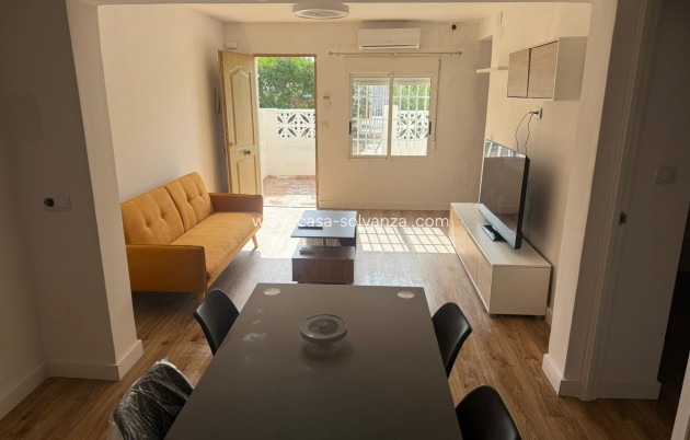 Wiederverkauf - Stadthaus - Torrevieja - La Siesta