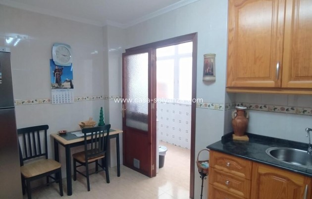 Resale - Apartment / flat - Torrevieja - Los Locos