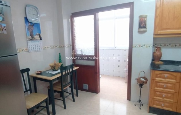 Resale - Apartment / flat - Torrevieja - Los Locos