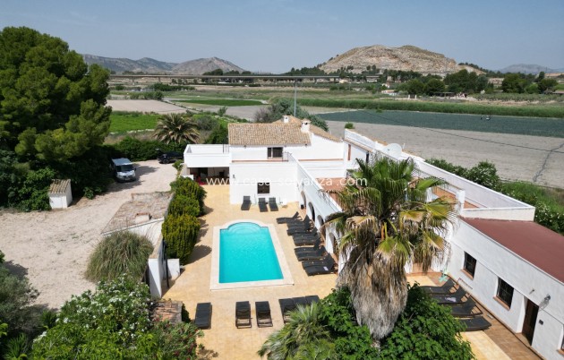 Resale - Villa - Villena - Inland