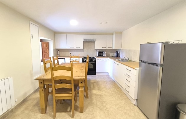 Resale - Villa - Villena - Inland