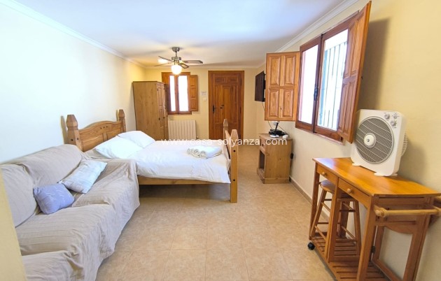 Resale - Villa - Villena - Inland