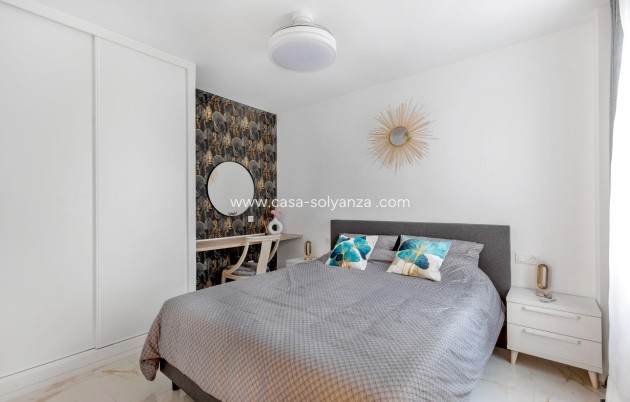 Herverkoop - Appartement / flat - Torrevieja - Playa del Cura