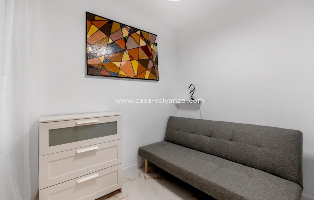 Herverkoop - Appartement / flat - Torrevieja - Playa del Cura