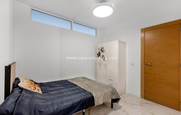 Herverkoop - Appartement / flat - Torrevieja - Playa del Cura