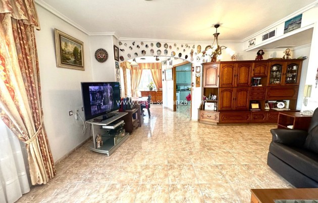 Resale - Apartment / flat - Torrevieja - Playa del Cura