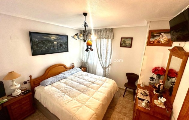 Resale - Apartment / flat - Torrevieja - Playa del Cura