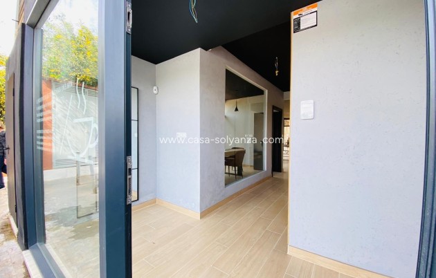 Resale - Commercial - Orihuela Costa - Villamartín