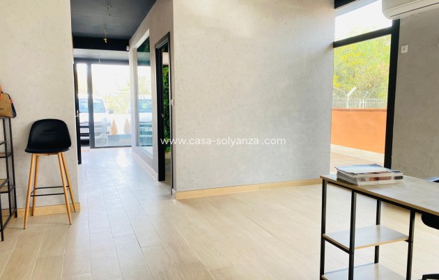 Resale - Commercial - Orihuela Costa - Villamartín