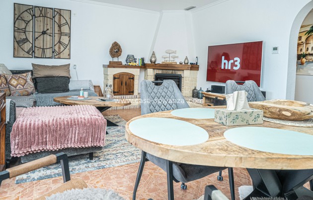 Resale - Villa - San Miguel de Salinas - Las Communicaciones