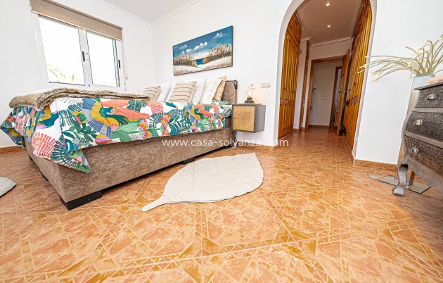 Resale - Villa - San Miguel de Salinas - Las Communicaciones