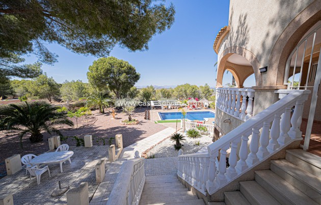 Resale - Villa - San Miguel de Salinas - Las Communicaciones