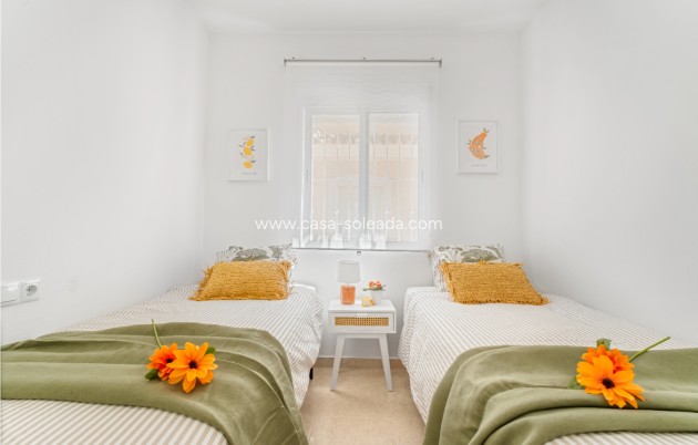 Resale - Apartment / flat - Orihuela - Inland