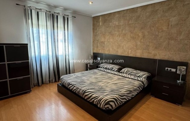 Resale - Villa - Torrevieja - Costa Blanca