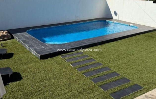 Resale - Villa - Torrevieja - Costa Blanca