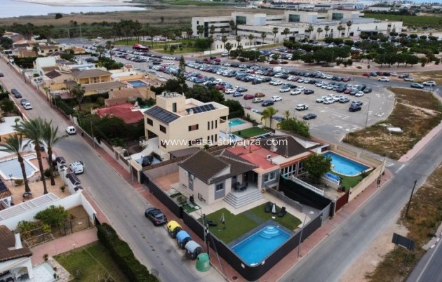 Resale - Villa - Torrevieja - Costa Blanca
