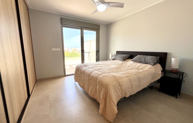 Resale - Apartment / flat - Torre de la Horadada - Torre de Horadada