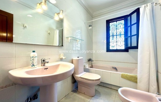 Resale - Villa - Orihuela Costa - La Zenia
