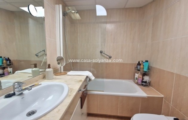 Resale - Apartment / flat - Albir - Costa Blanca