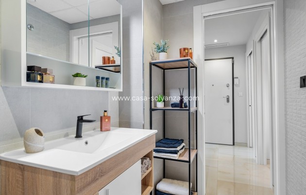 Resale - Apartment / flat - Playa Flamenca - Costa Blanca