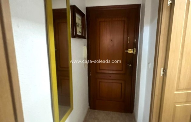 Resale - Apartment / flat - Torrevieja - Center