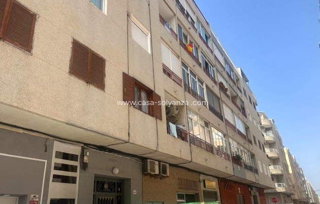 Resale - Apartment / flat - Torrevieja - Center